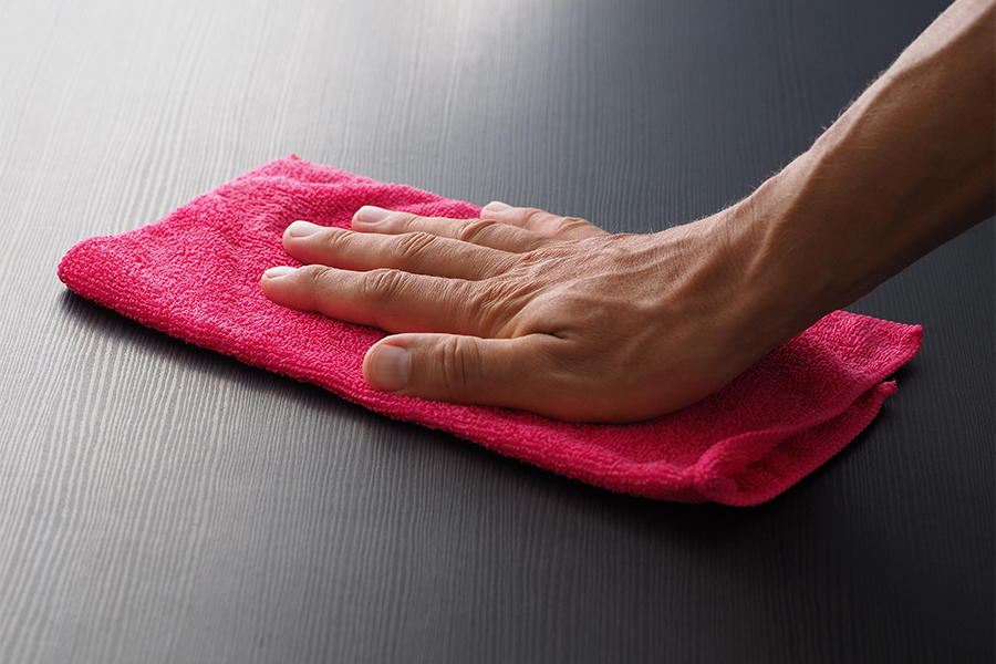 Three Ways Microfiber Towels Are an Indispensable Cleaning Tool