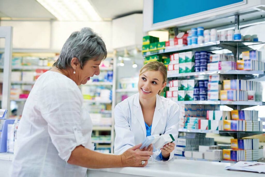 pharmacist-helping-customer